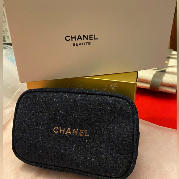 Chanel Elegant Cosmetic Pouch - Picture 1 of 4